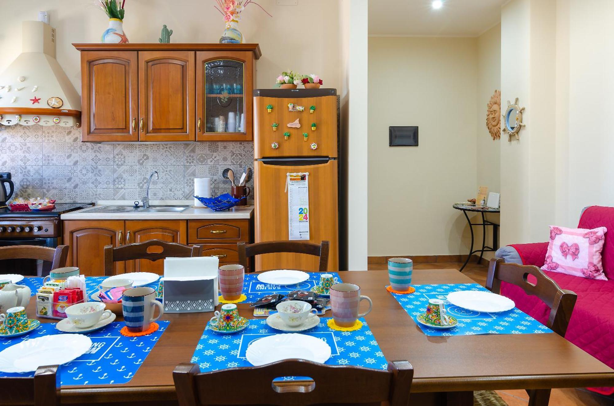 Casa Aurora A Due Passi Dalla Ferrovia Apartment