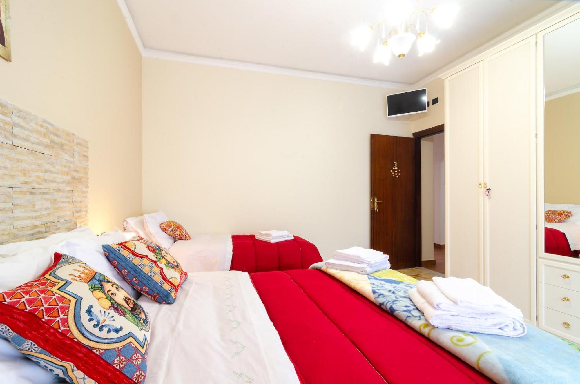 Casa Aurora A Due Passi Dalla Ferrovia Apartment Giarre