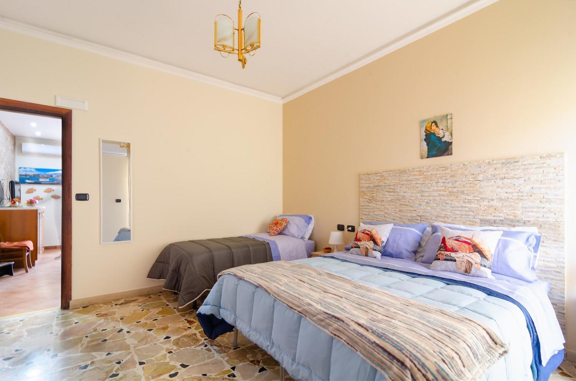 Casa Aurora A Due Passi Dalla Ferrovia Apartment Giarre